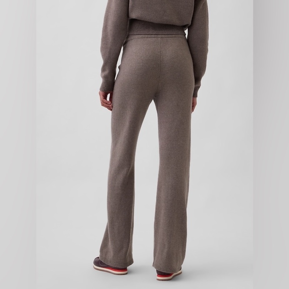 NWT Gap CashSoft Boot Sweater Toasted Almond Brown Pants S - Picture 6 of 14